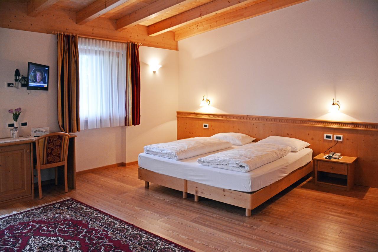 Hotel Resa Blancia 산 비질리오 디 마레베 외부 사진